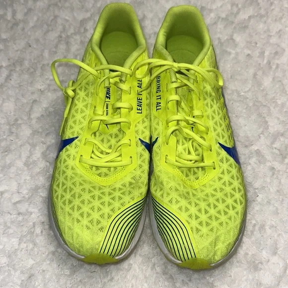 Nike athletic shoes - Picture 3 of 4